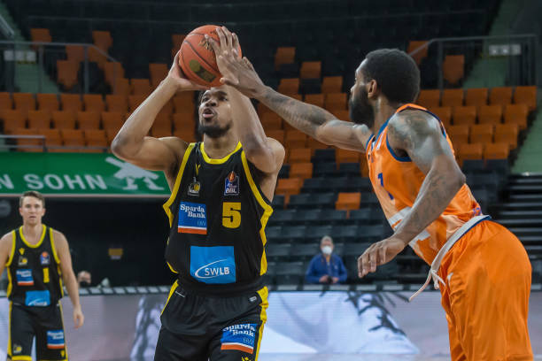 球员们的拼 球员们的拼